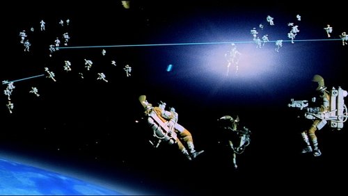 007: Moonraker - Điệp Viên 007: Người Đi Tìm Mặt Trăng - Hình 2