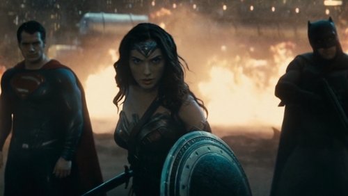Batman v Superman Dawn of Justice - Người Dơi Đại Chiến Siêu Nhân: Ánh Sáng Công Lý - Hình 3