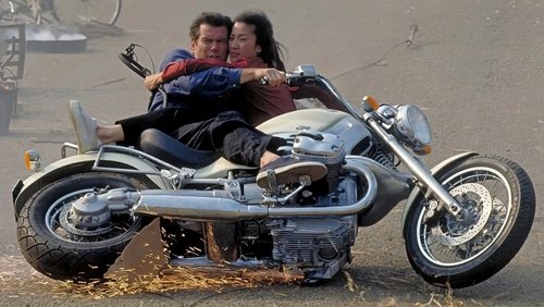 007: Tomorrow Never Dies - Điệp Viên 007: Ngày Mai Không Lụi Tàn - Hình 2